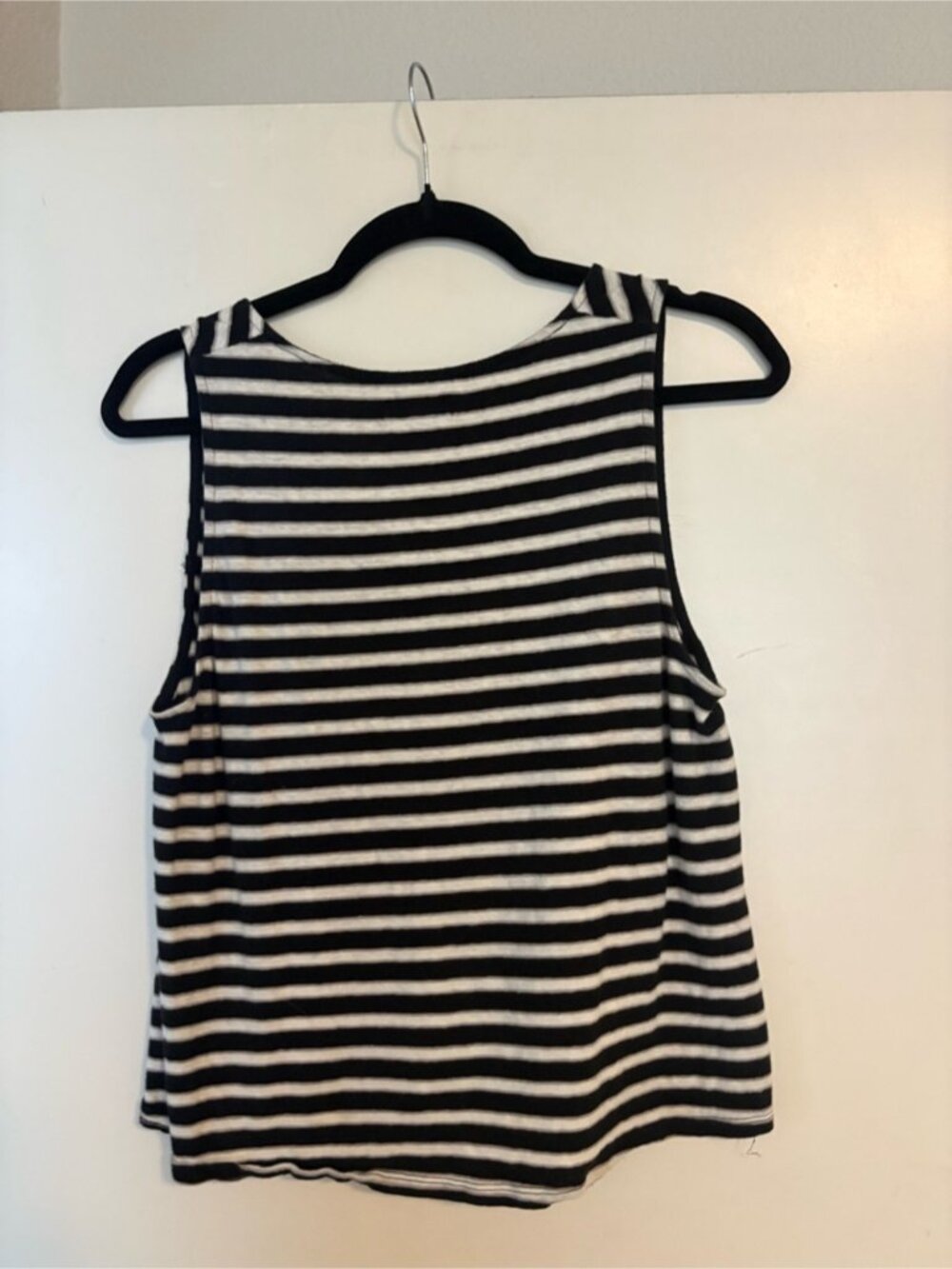 Black and White Tank Top - Picture 2 of 2